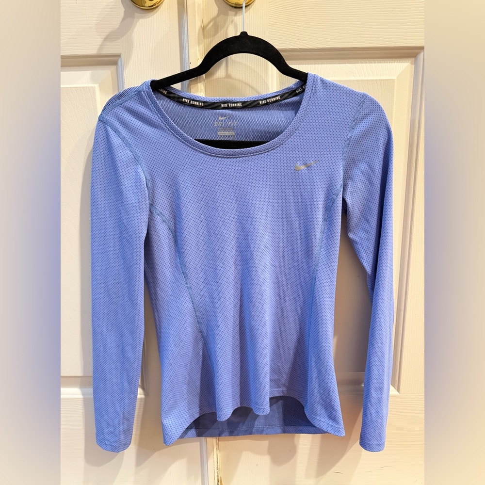 Nike Women's Light Blue Long Sleeve Tee